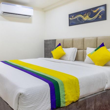 Itsy Hotels Signature, Nehru Nagar Αχμπανταμπάντ Εξωτερικό φωτογραφία